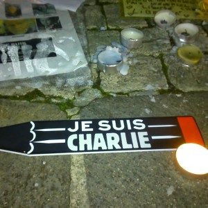 Je suis Charlie sign and candles